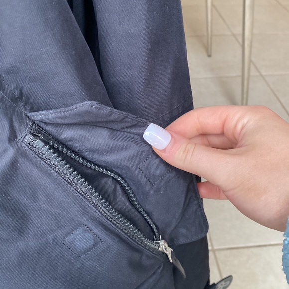 TNA coat I grew out of it but a great winter coat that is very warm and reliable - Picture 4 of 4